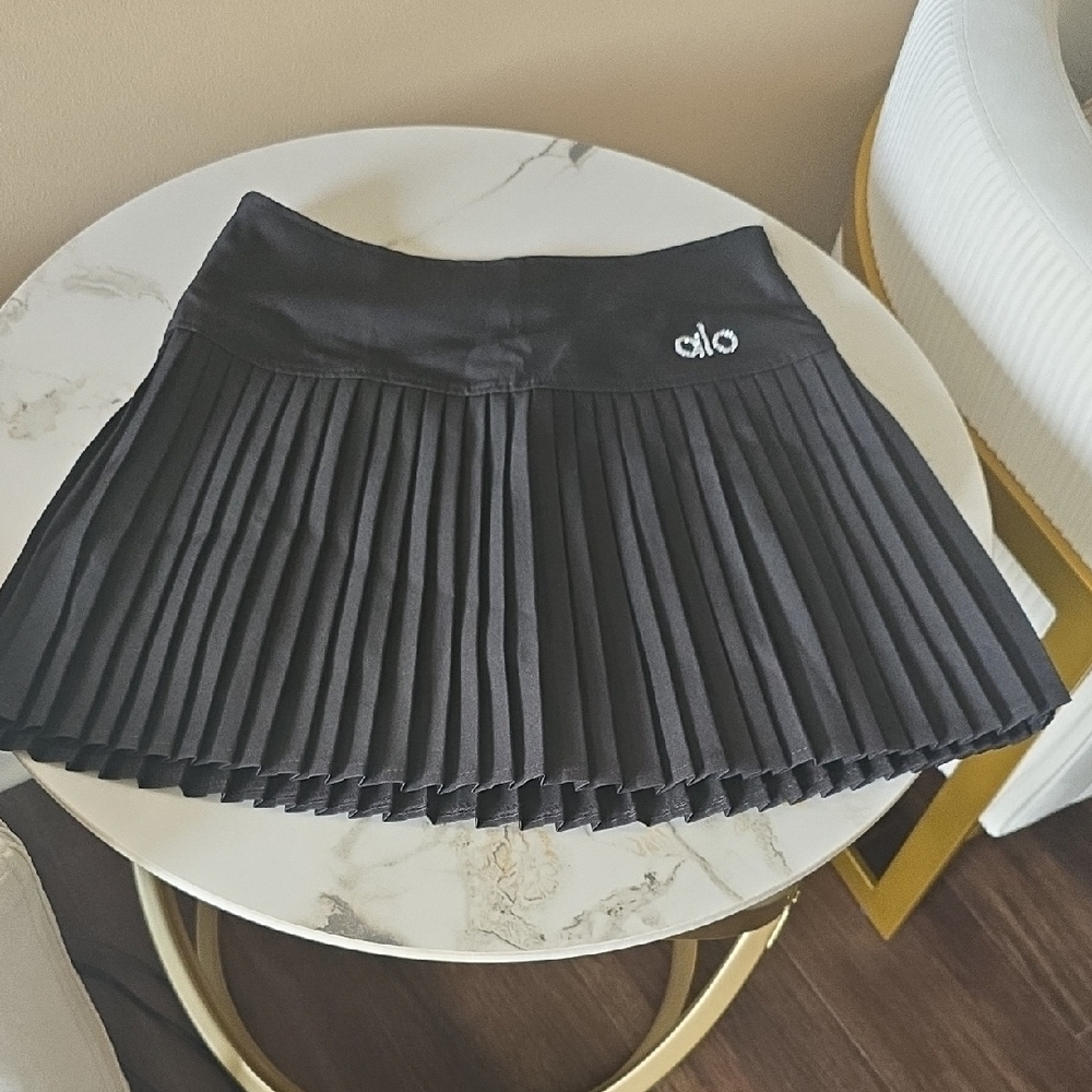 ALO Yoga Black Pleated Mini Skirt
